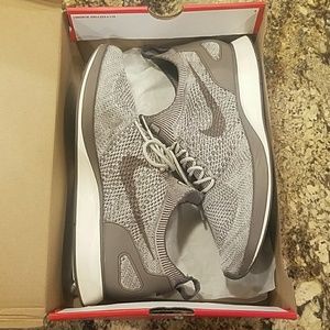 Nike Air Zoom Flyknit Racer